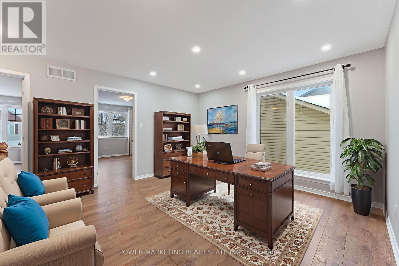 224 Harthill Way, Ottawa, ON - Indoor Photo Showing Office