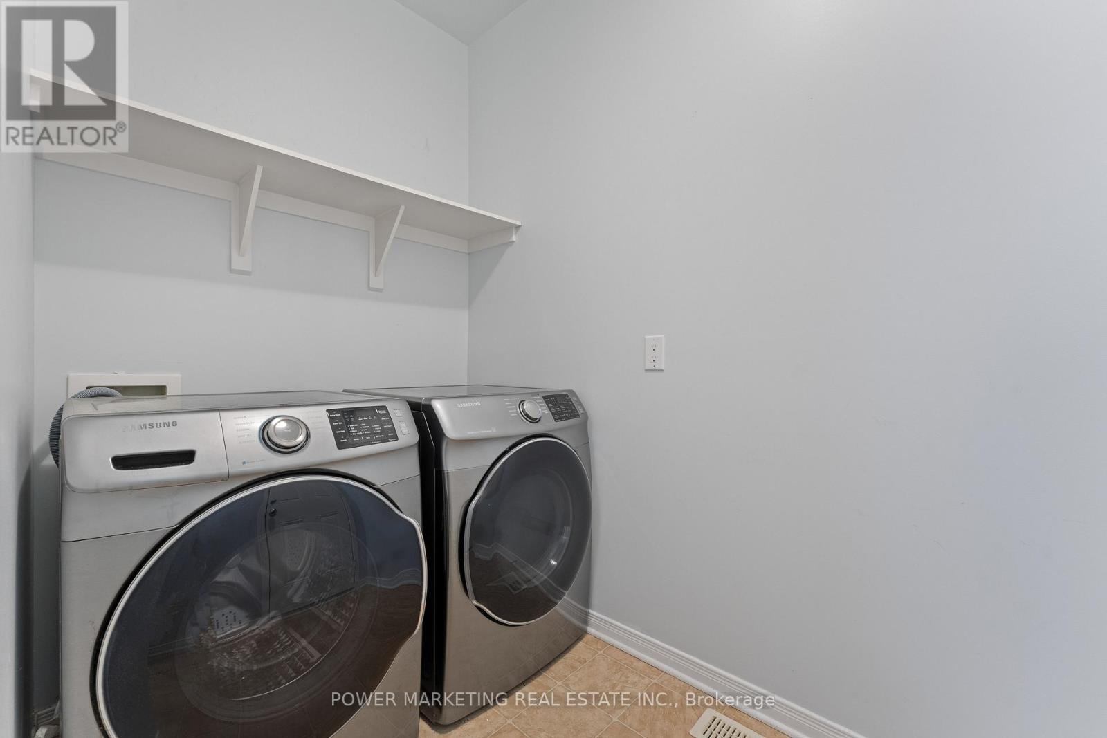 224 Harthill Way, Ottawa, ON - Indoor Photo Showing Laundry Room