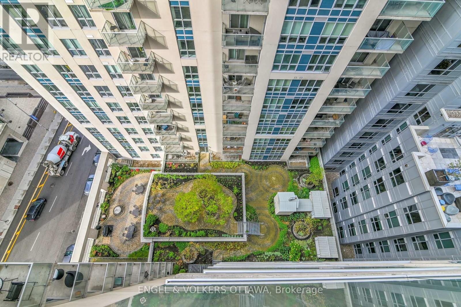 1507 - 195 Besserer Street, Ottawa, ON -