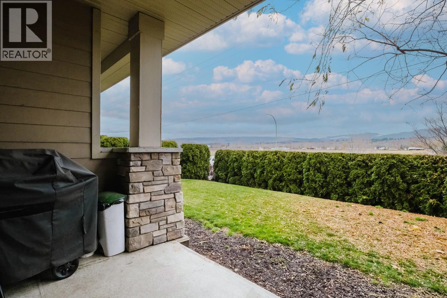 3739 Casorso Road Unit# 112, Kelowna, BC - Outdoor