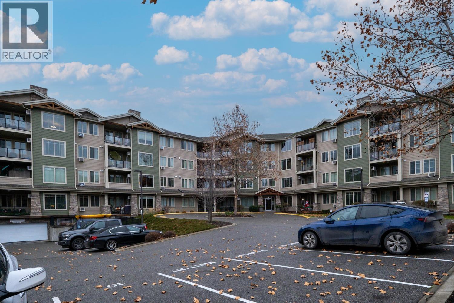 3739 Casorso Road Unit# 112, Kelowna, BC - Outdoor With Facade