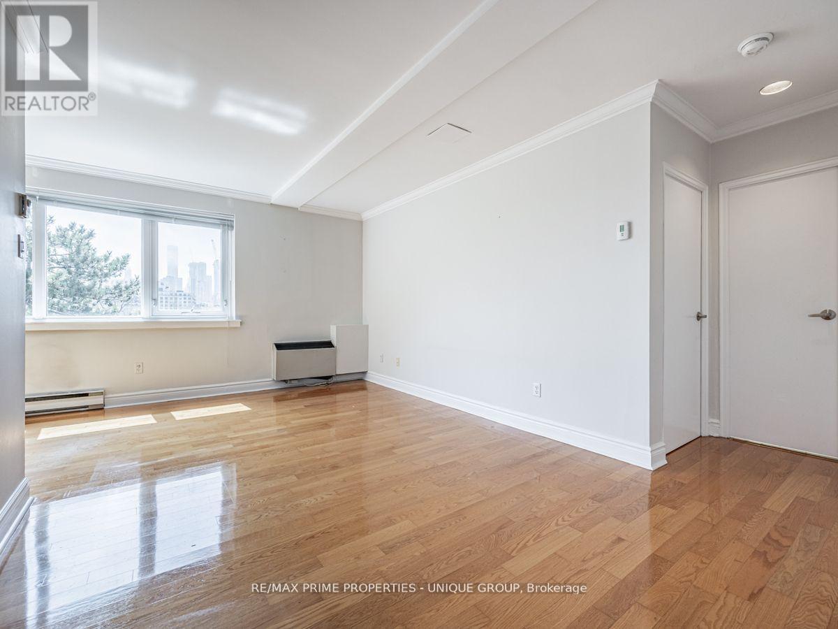 305 - 22 Woodlawn Avenue E, Toronto, ON - Indoor Photo Showing Other Room