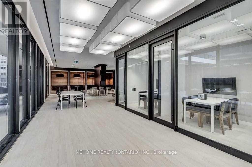 4005 - 85 Wood Street, Toronto, ON - Indoor Photo Showing Other Room