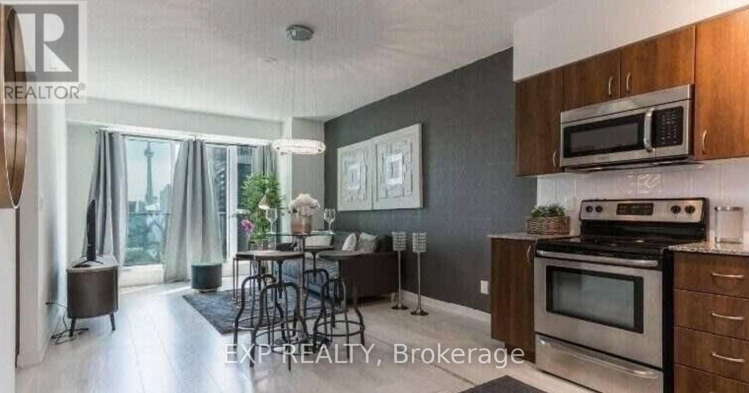 1402 - 69 Lynn Williams Street, Toronto, ON - Indoor Photo Showing Kitchen