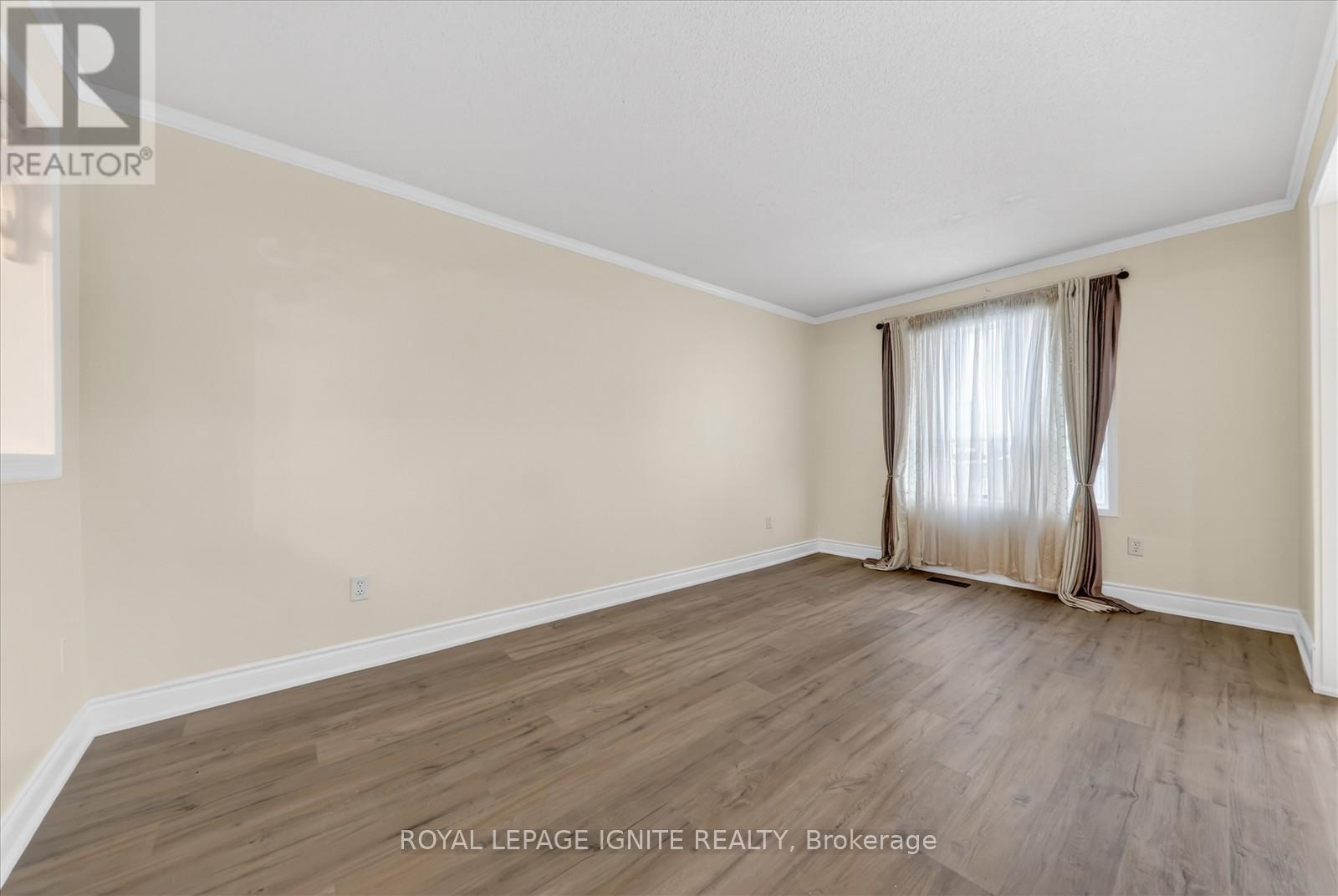 18 Gill Crescent, Ajax, ON - Indoor Photo Showing Other Room