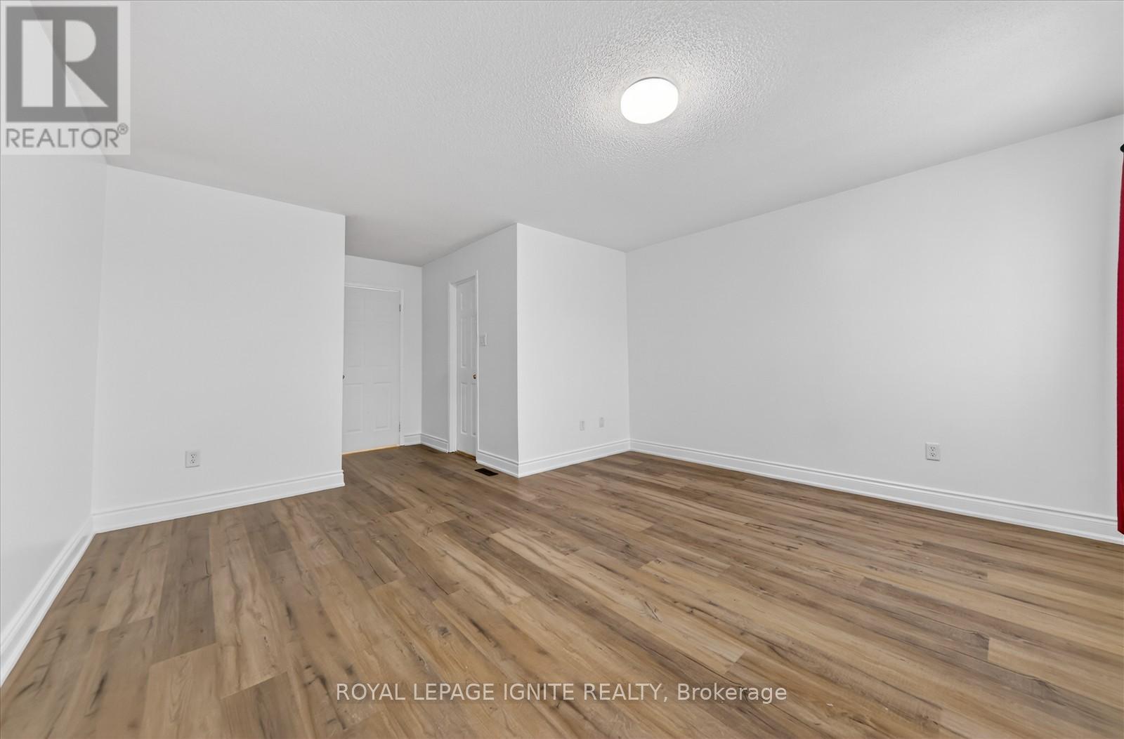 18 Gill Crescent, Ajax, ON - Indoor Photo Showing Other Room