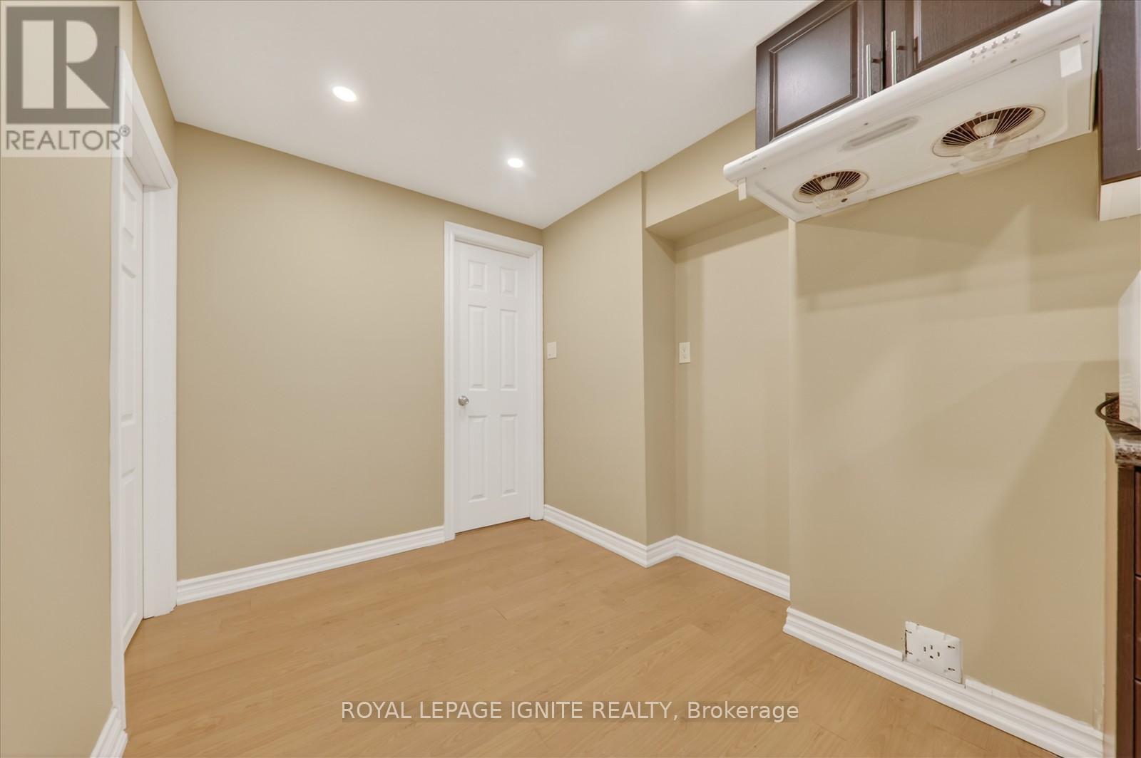 18 Gill Crescent, Ajax, ON - Indoor Photo Showing Other Room