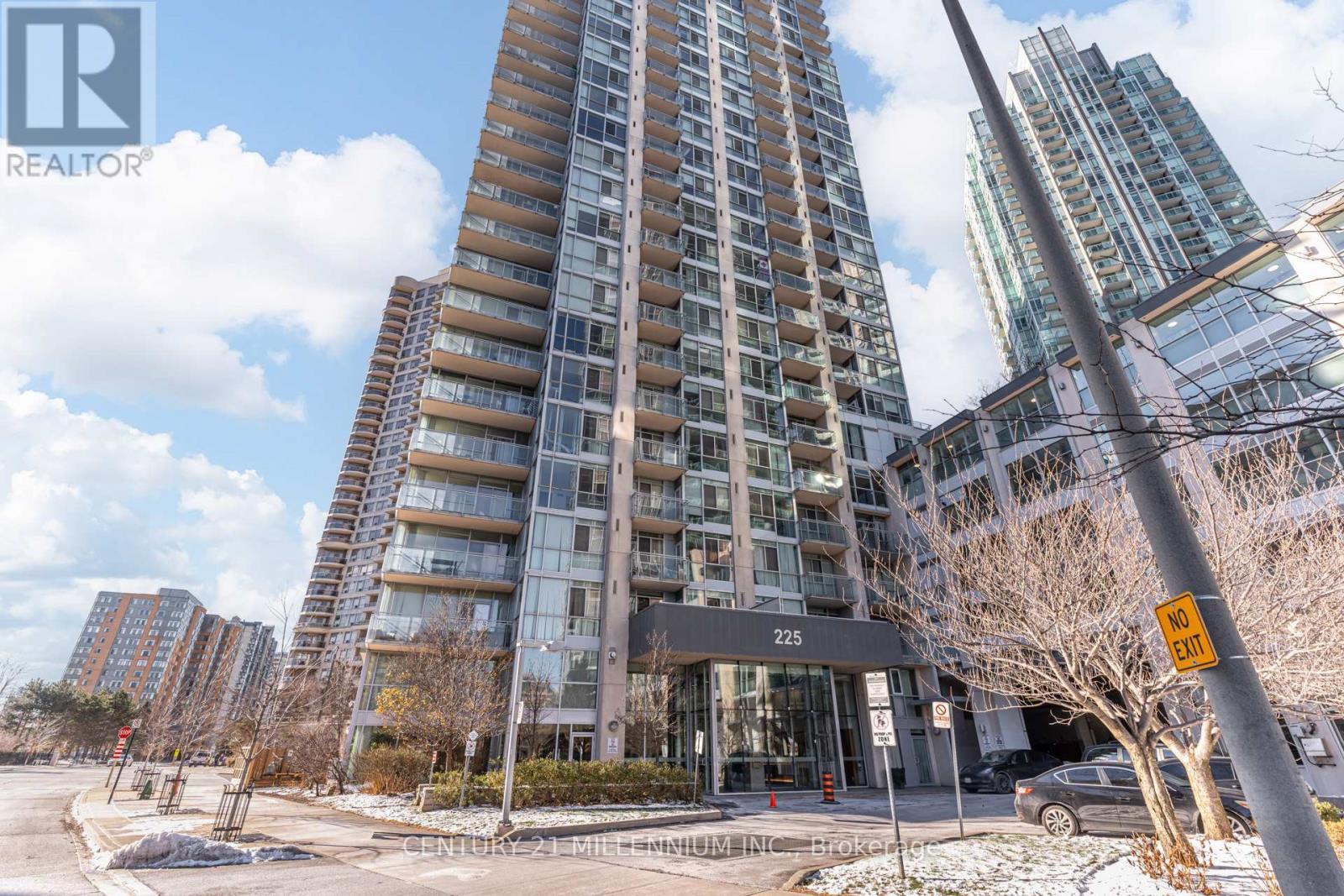 2505 - 225 Webb Drive, Mississauga, ON - Outdoor With Facade