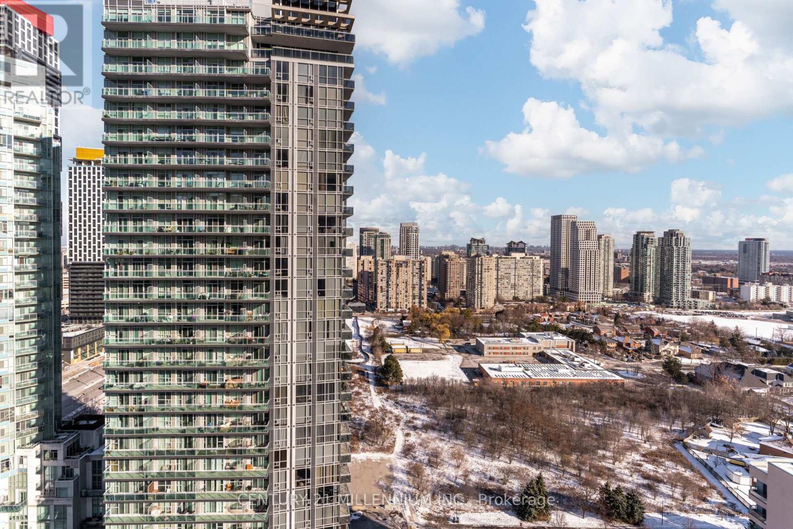 2505 - 225 Webb Drive, Mississauga, ON - Outdoor With View