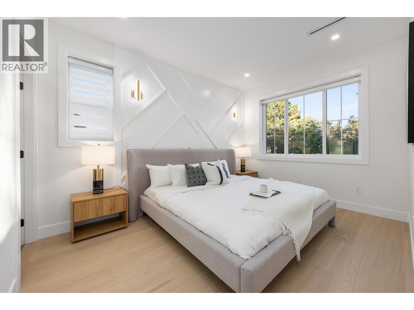 1 4855 Dumfries Street, Vancouver, BC - Indoor Photo Showing Bedroom