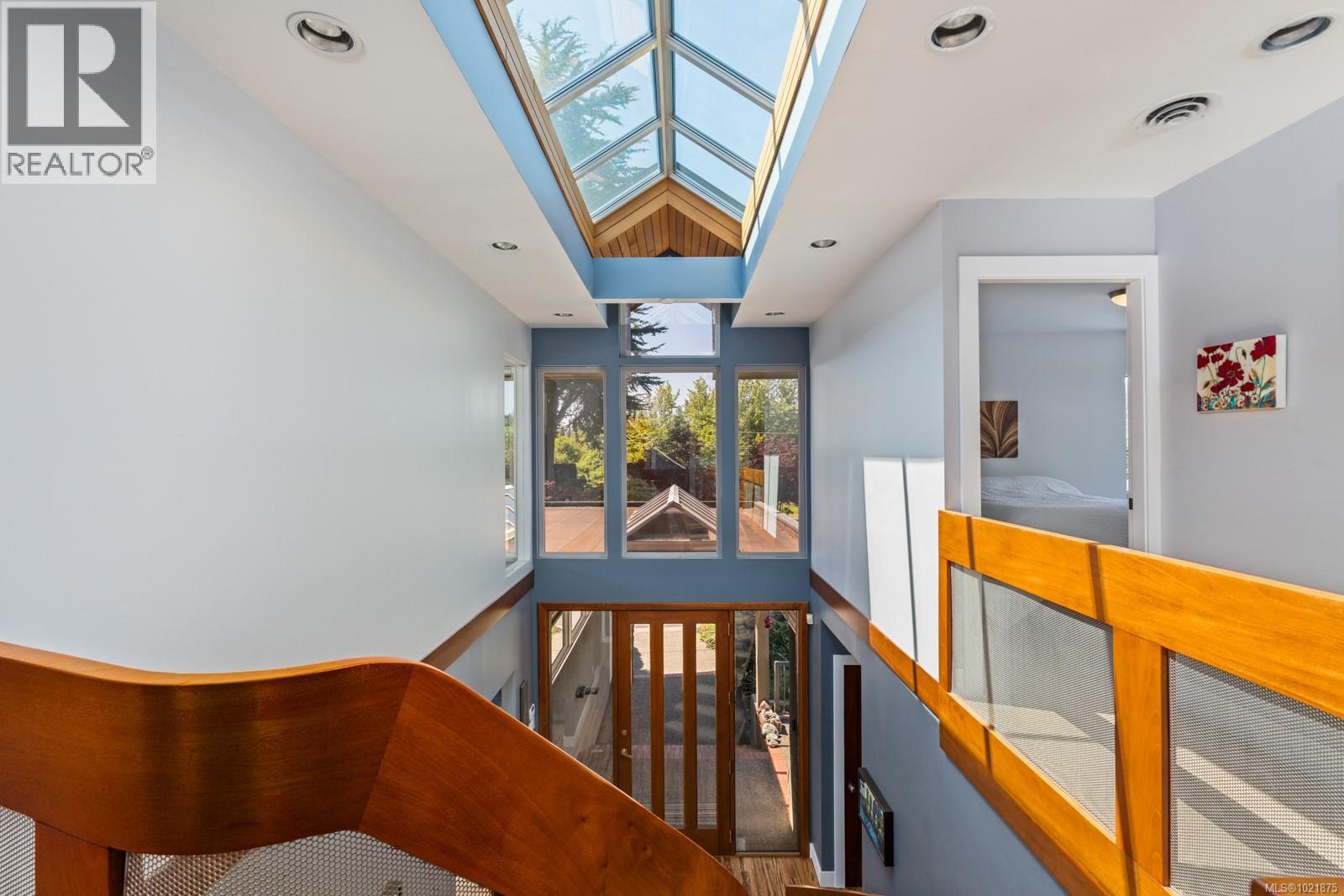 5605 Parker Ave, Saanich, BC - Indoor Photo Showing Other Room