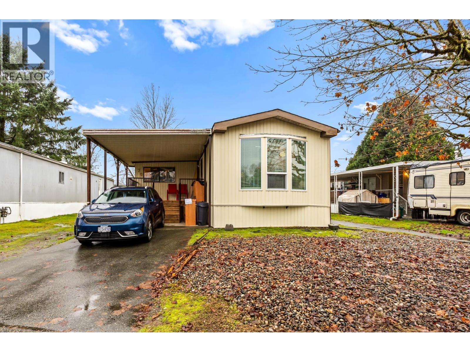 79 145 King Edward Street, Coquitlam, BC - Outdoor