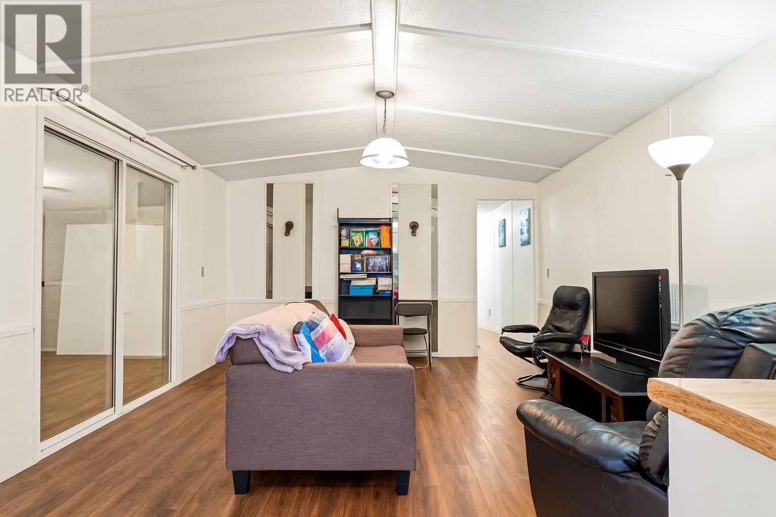 79 145 King Edward Street, Coquitlam, BC - Indoor