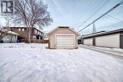 2238 32 Street SW Calgary, AB T3E 2R5