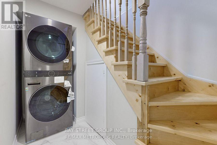 Basement Apartment - 79 Ascolda Boulevard, Toronto, ON - Indoor Photo Showing Laundry Room