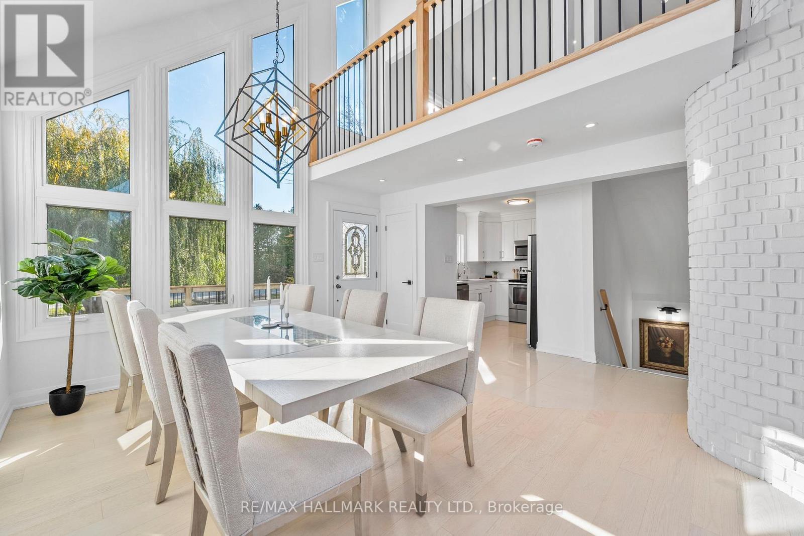 3716 Maple Grove Road, Innisfil, ON - Indoor Photo Showing Dining Room