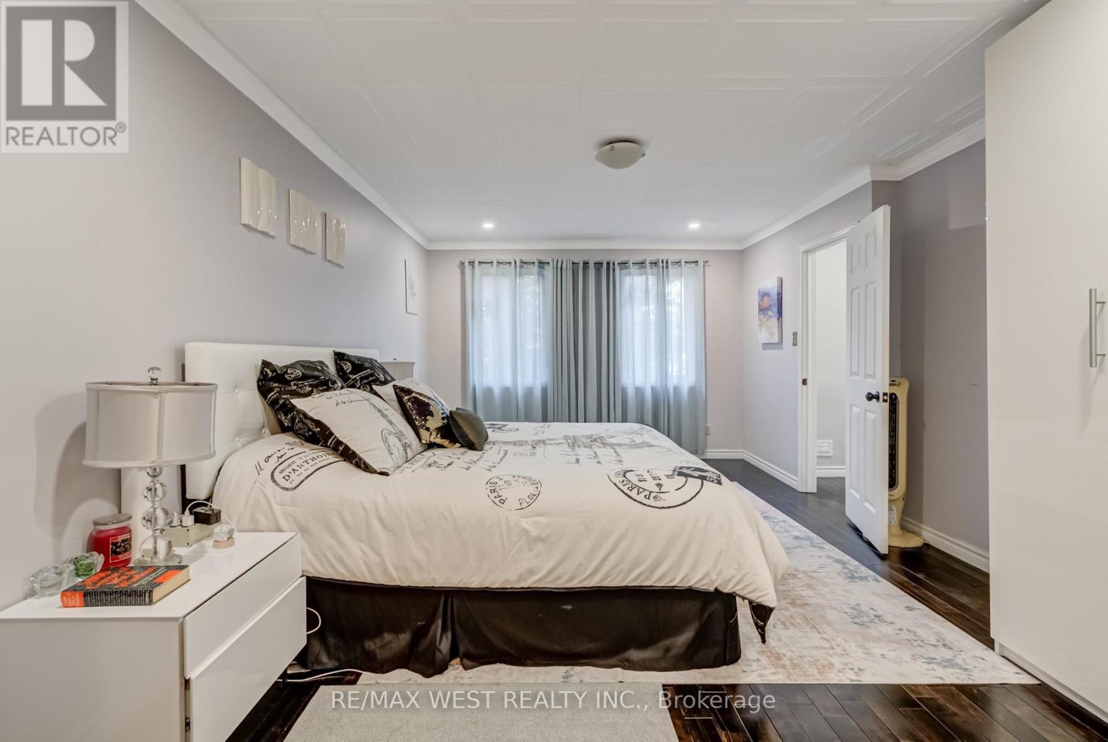 661 Regional Road 21, Uxbridge, ON - Indoor Photo Showing Bedroom