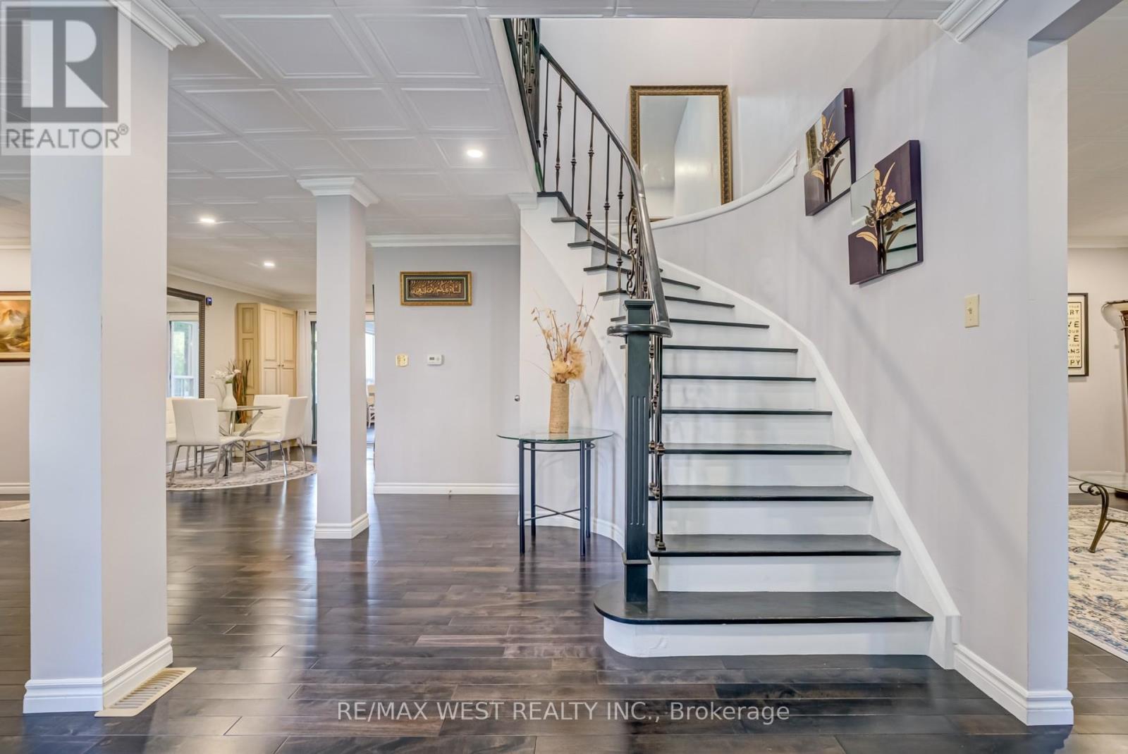 661 Regional Road 21, Uxbridge, ON - Indoor Photo Showing Other Room