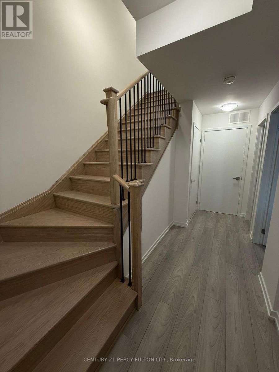 23 - 17 Lytham Green Circle, Newmarket, ON - Indoor Photo Showing Other Room