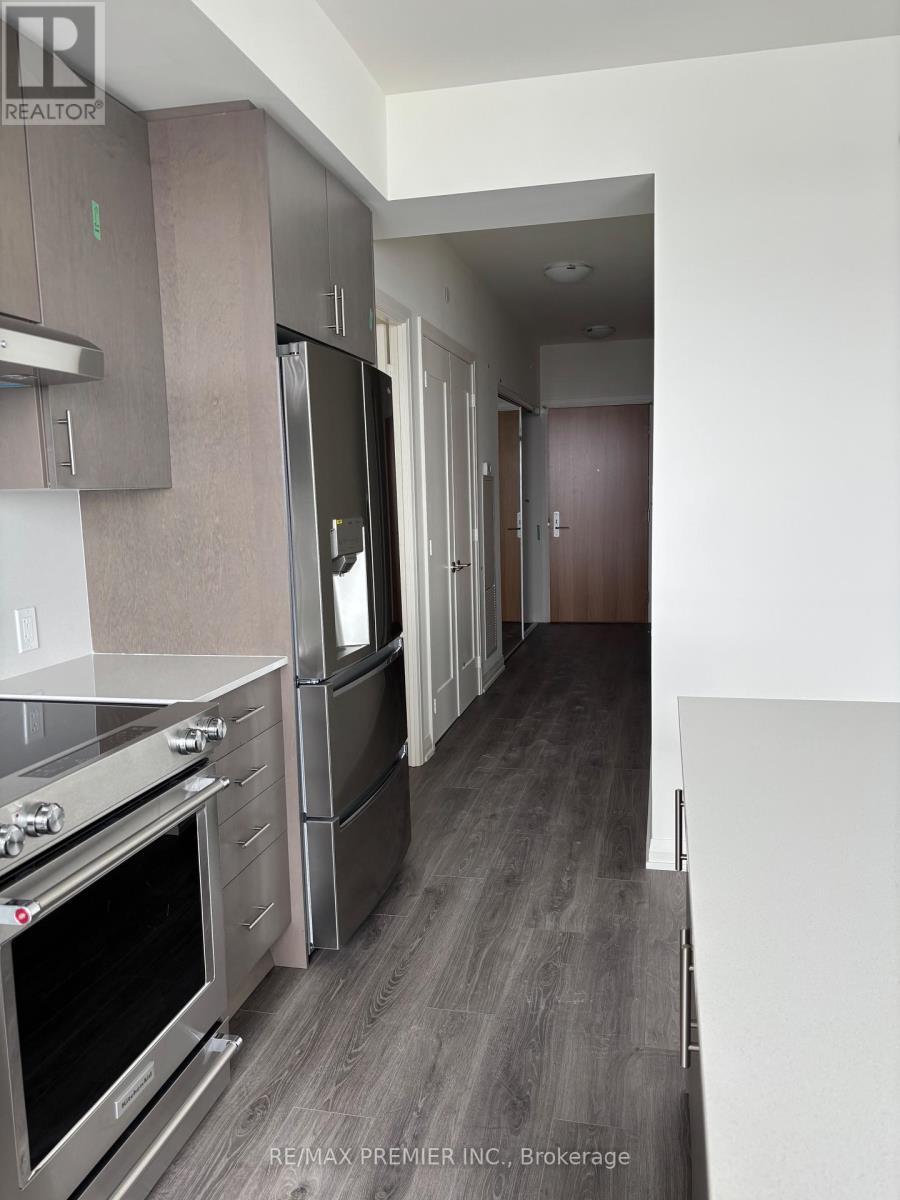 1410 - 8960 Jane Street, Vaughan, ON - Indoor Photo Showing Kitchen