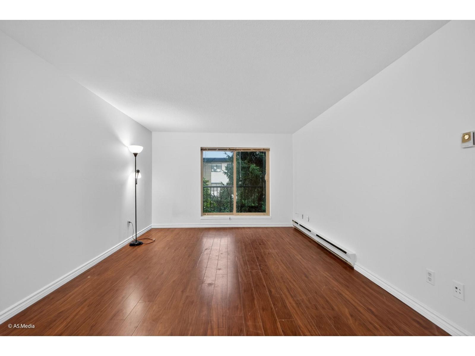 107 10438 148 Street, Surrey, BC - Indoor Photo Showing Other Room