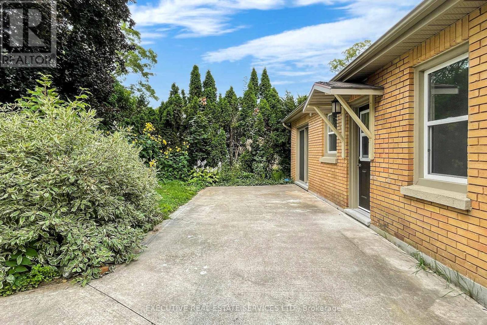 183 Birmingham Street E, Wellington North, ON - Outdoor