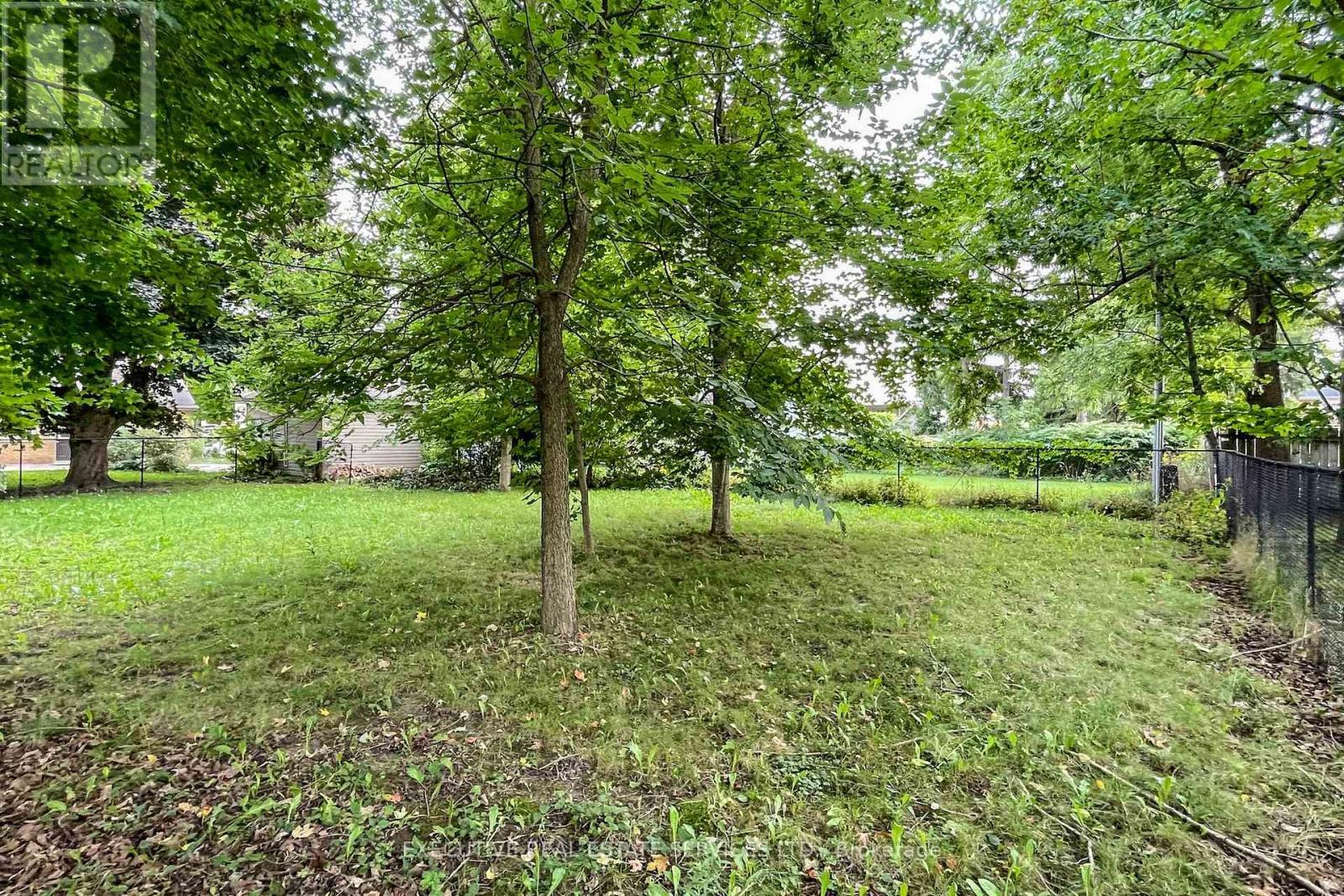 183 Birmingham Street E, Wellington North, ON - Outdoor