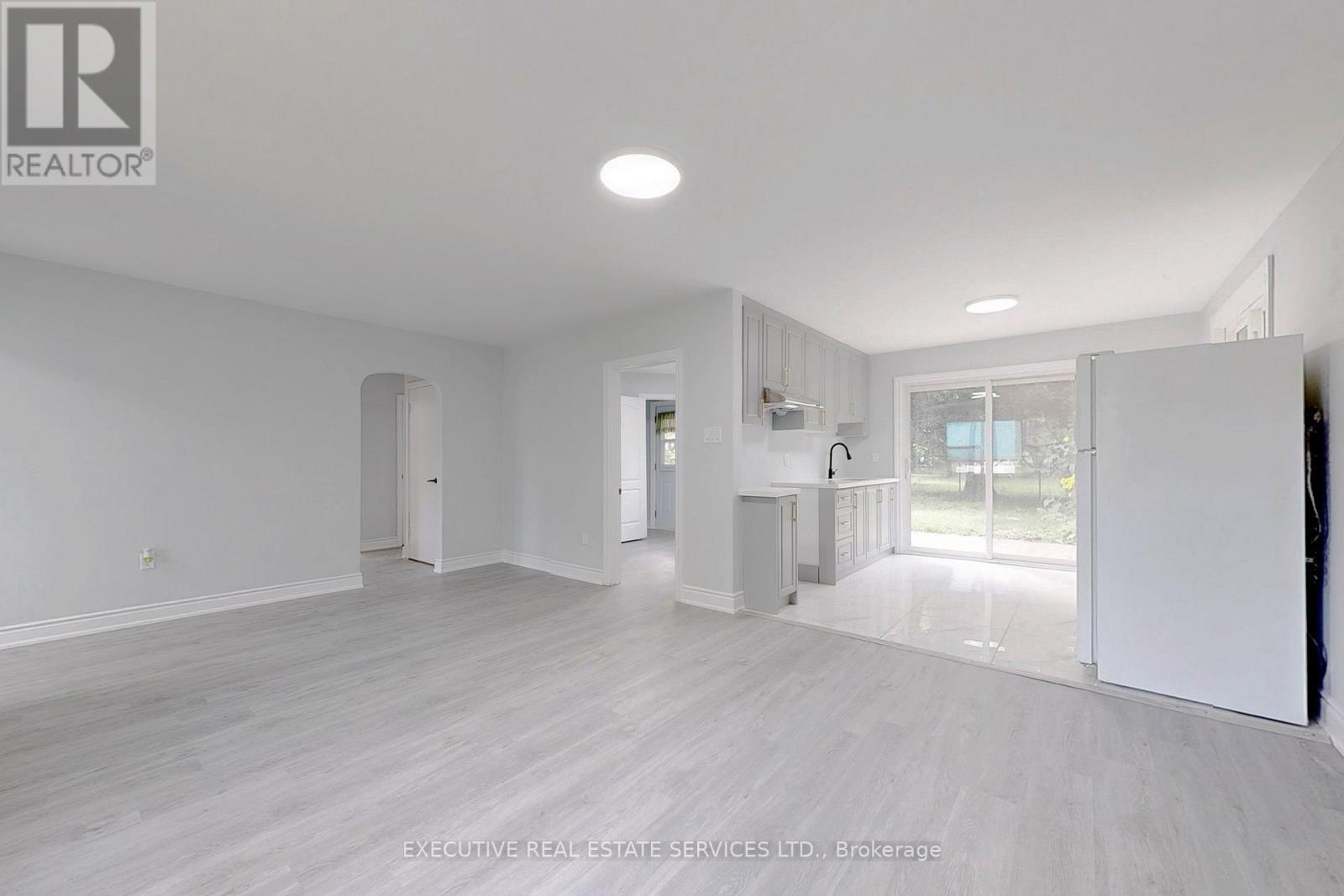 183 Birmingham Street E, Wellington North, ON - Indoor Photo Showing Other Room