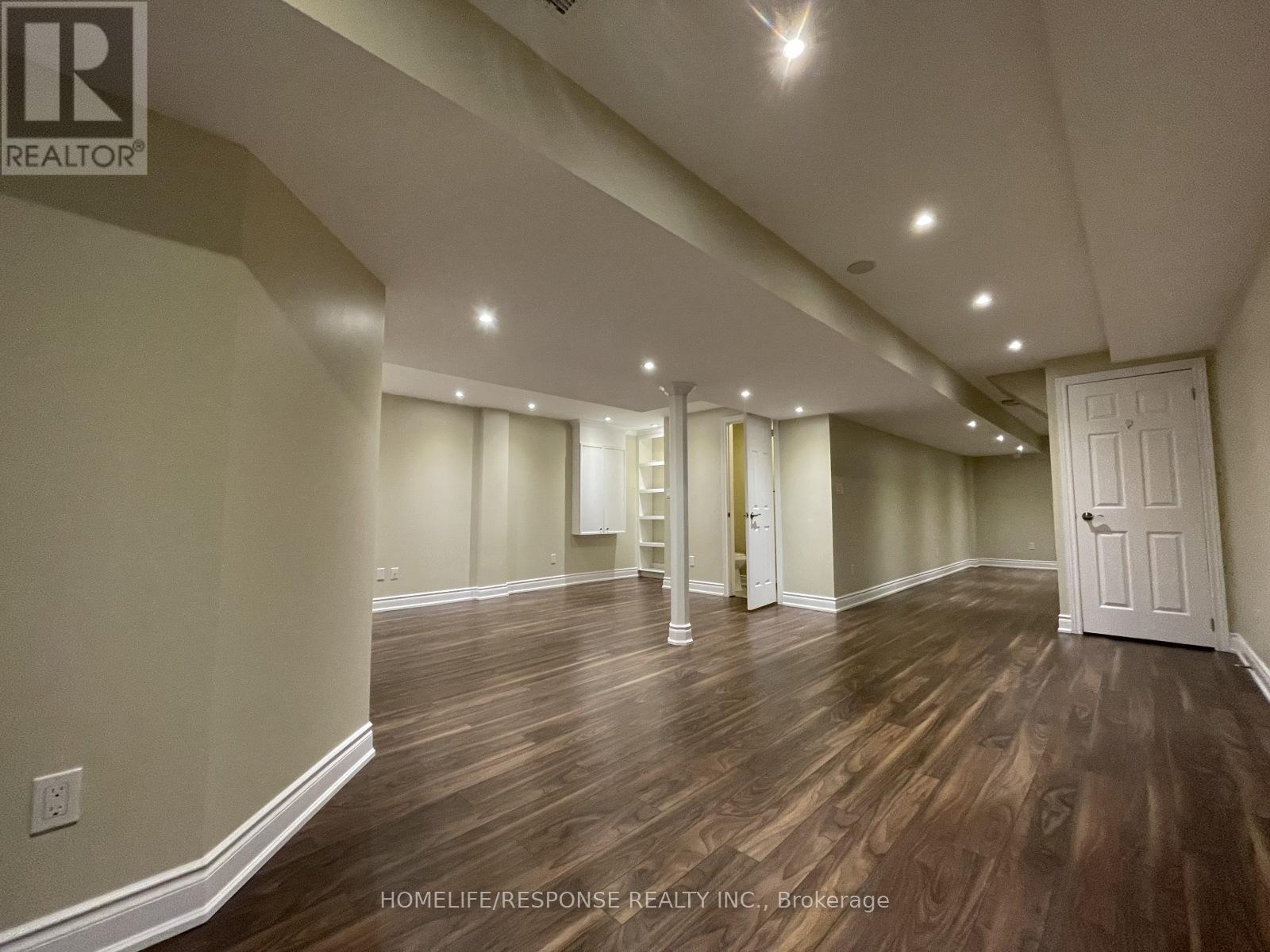 4 - 2282 Orchard Road, Burlington, ON - Indoor Photo Showing Other Room