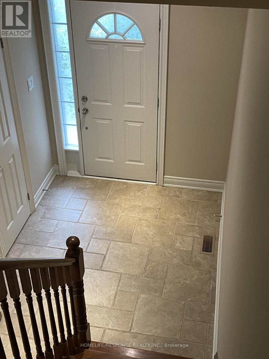 4 - 2282 Orchard Road, Burlington, ON - Indoor Photo Showing Other Room