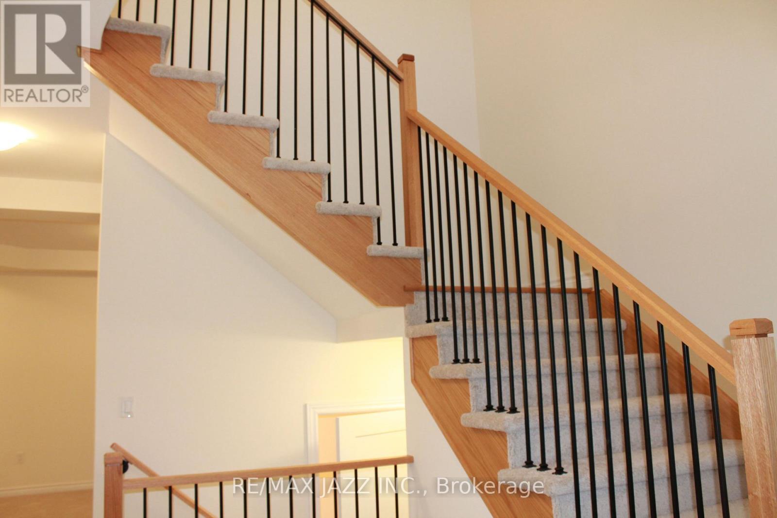 99 Robin Trail, Scugog (Port Perry), ON - Indoor Photo Showing Other Room