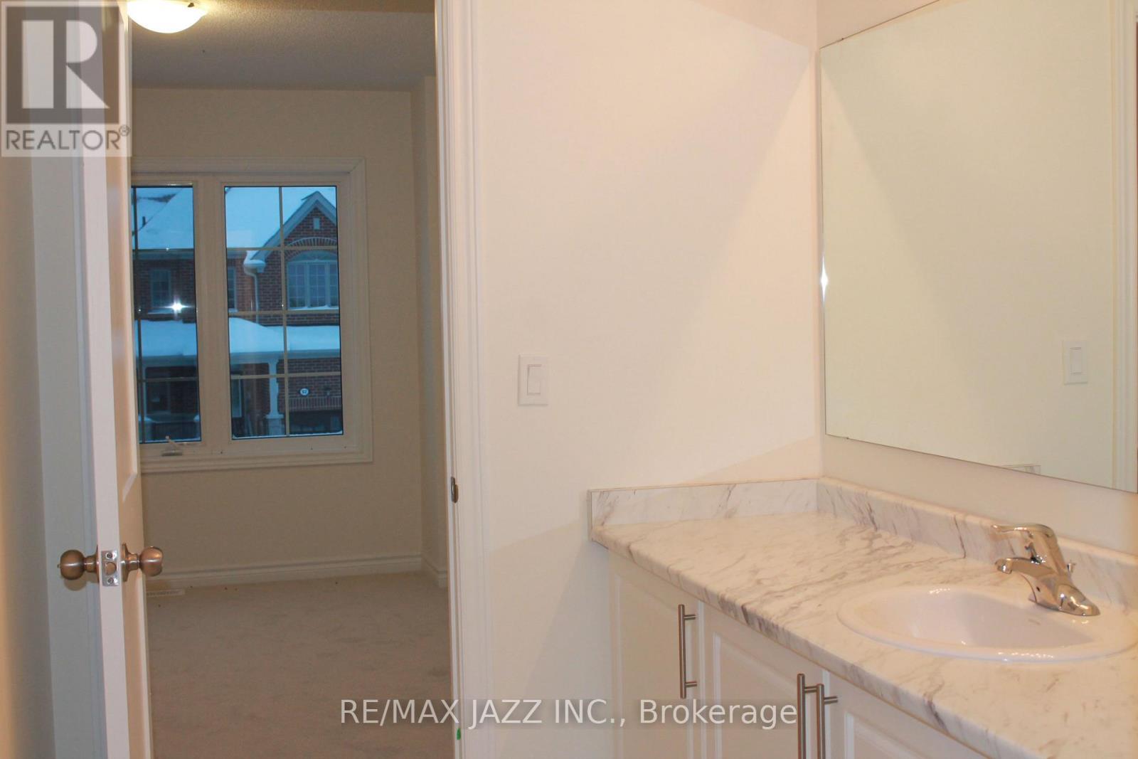 99 Robin Trail, Scugog (Port Perry), ON - Indoor Photo Showing Bathroom