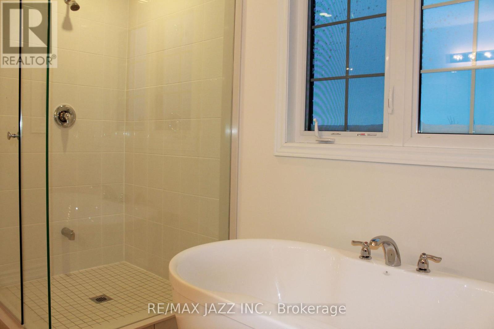 99 Robin Trail, Scugog (Port Perry), ON - Indoor Photo Showing Bathroom