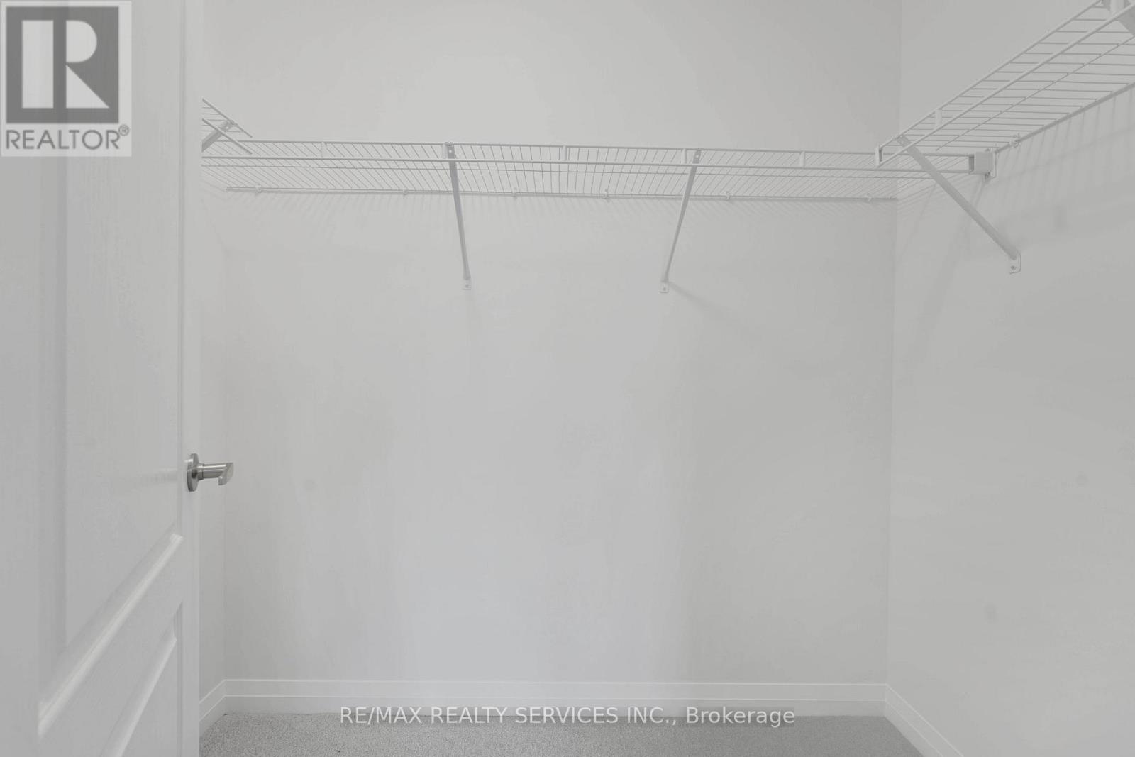 40 Lonsdale Road, Haldimand, ON - Indoor With Storage