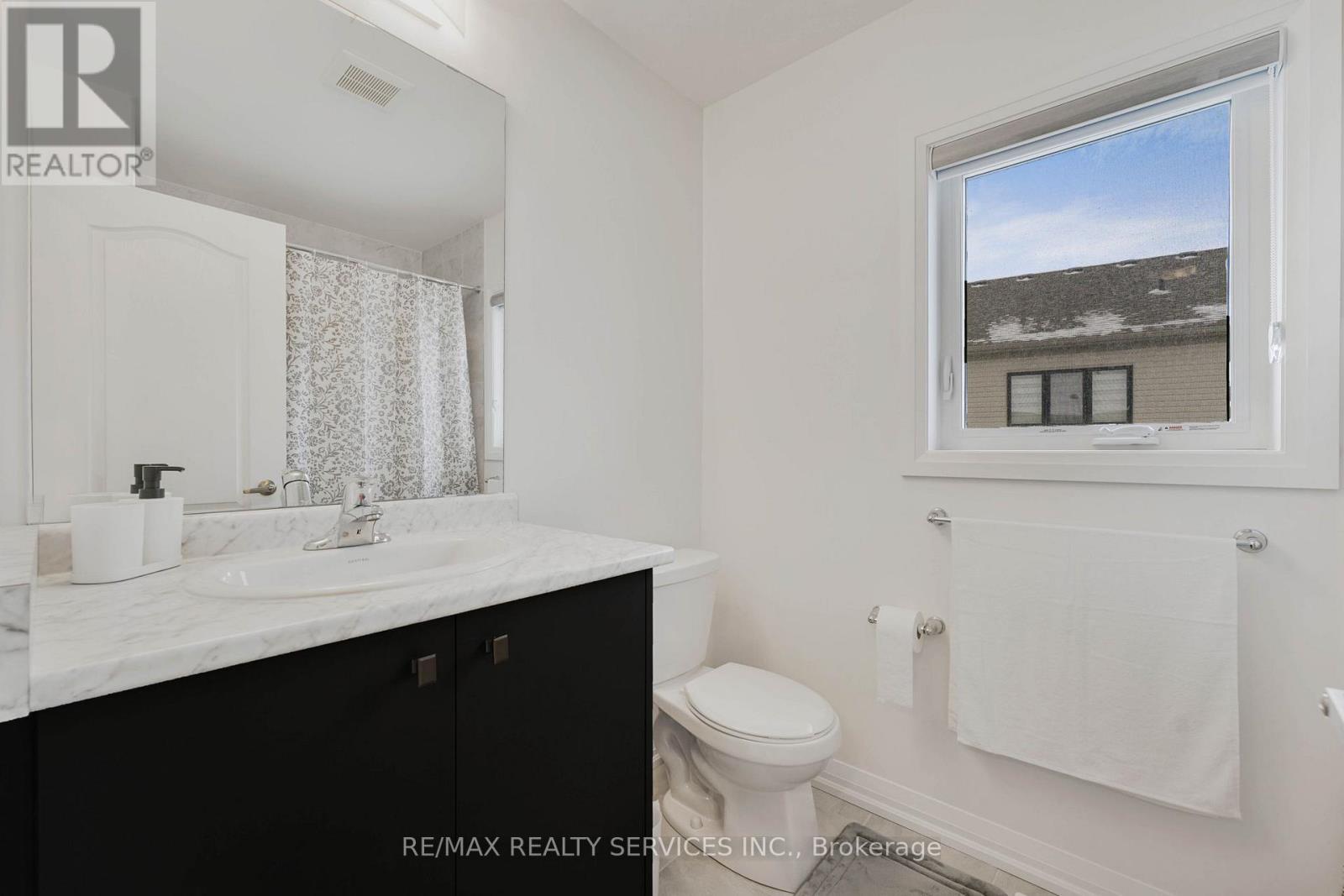 40 Lonsdale Road, Haldimand, ON - Indoor Photo Showing Bathroom