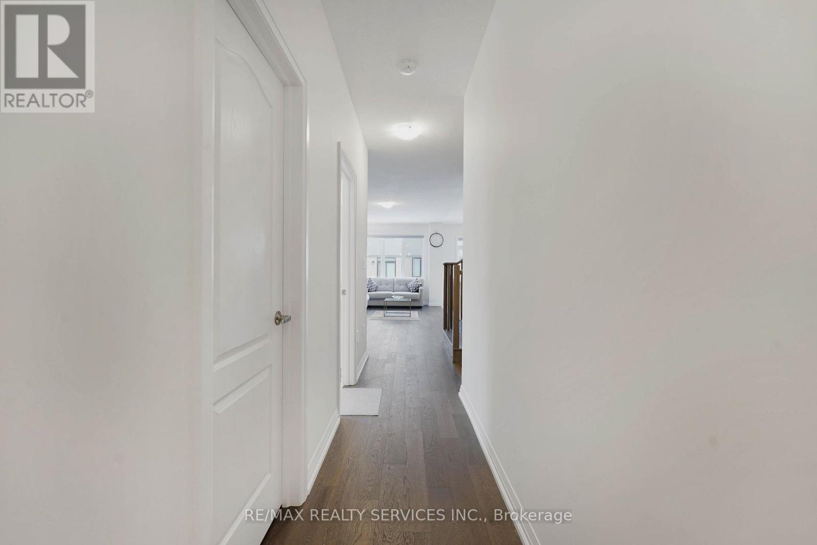 40 Lonsdale Road, Haldimand, ON - Indoor Photo Showing Other Room