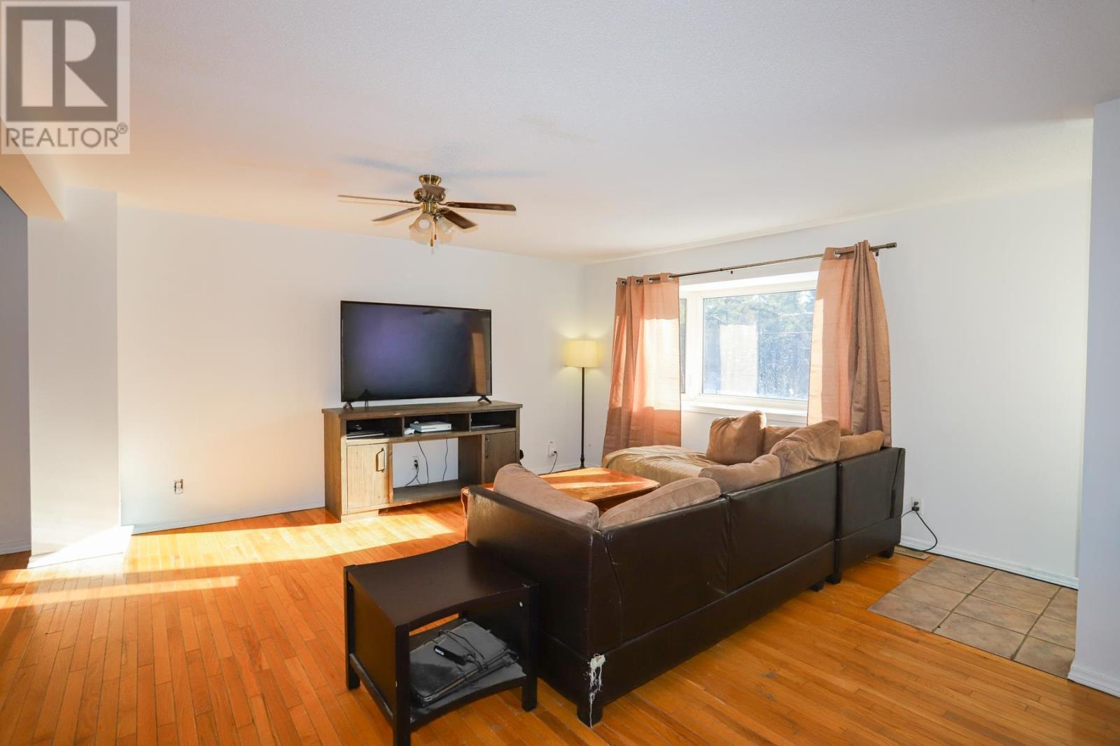 146 Copper Bay Rd, Bruce Mines, ON - Indoor