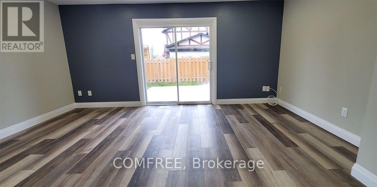 118 - 33 Berkley Drive, St. Catharines (Carlton/Bunting), ON - Indoor Photo Showing Other Room