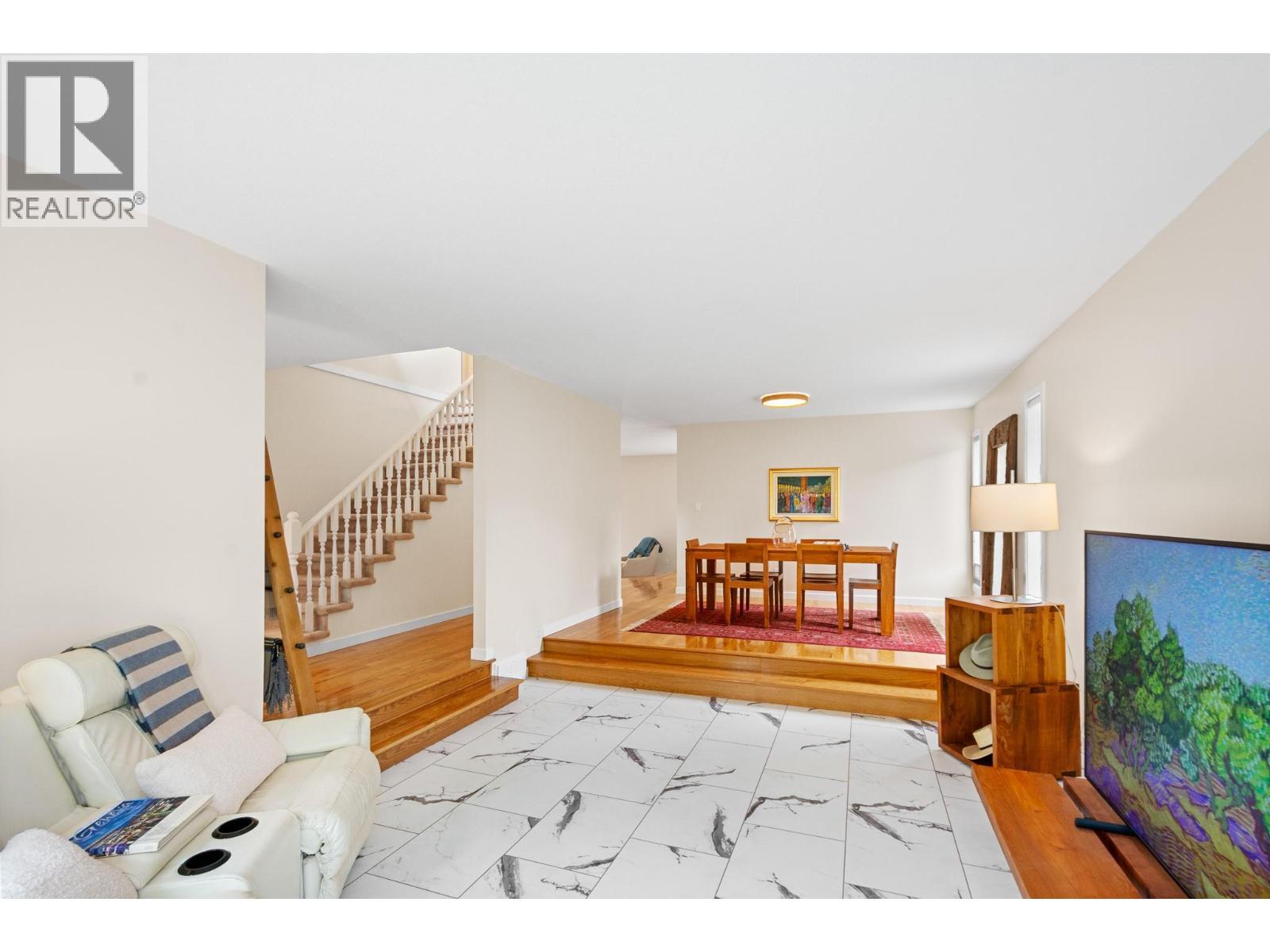 2651 Evergreen Drive, Penticton, BC - Indoor Photo Showing Bedroom