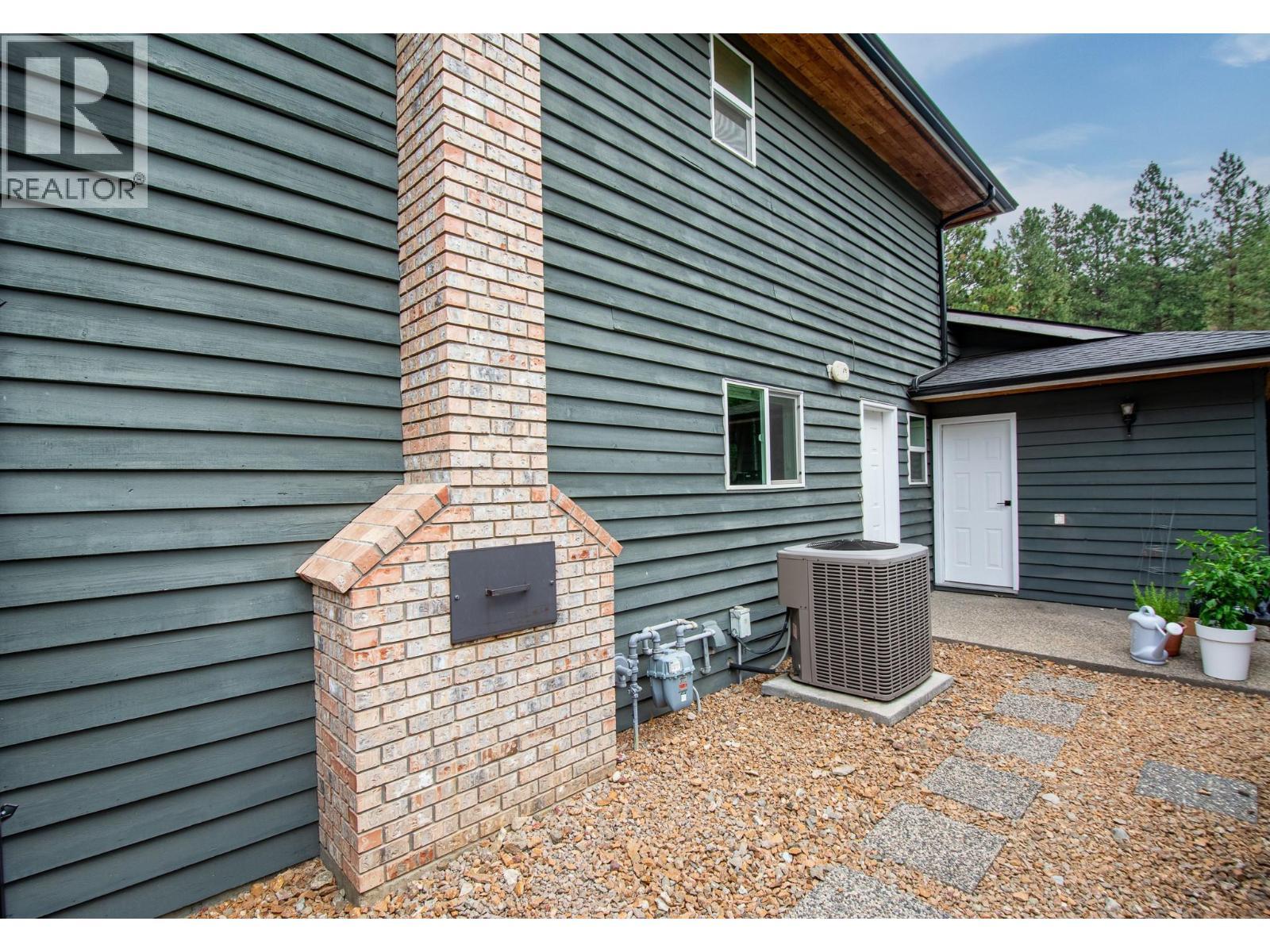 2651 Evergreen Drive, Penticton, BC - Outdoor With Exterior