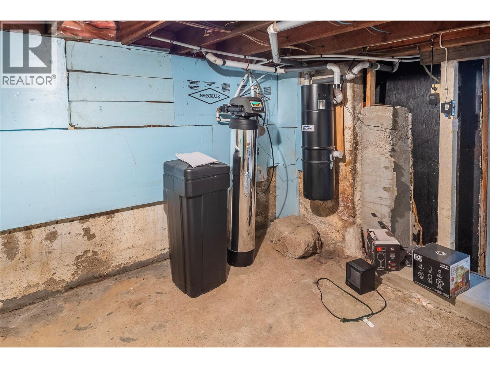 2935 Rosedale Avenue, Armstrong, BC - Indoor Photo Showing Basement