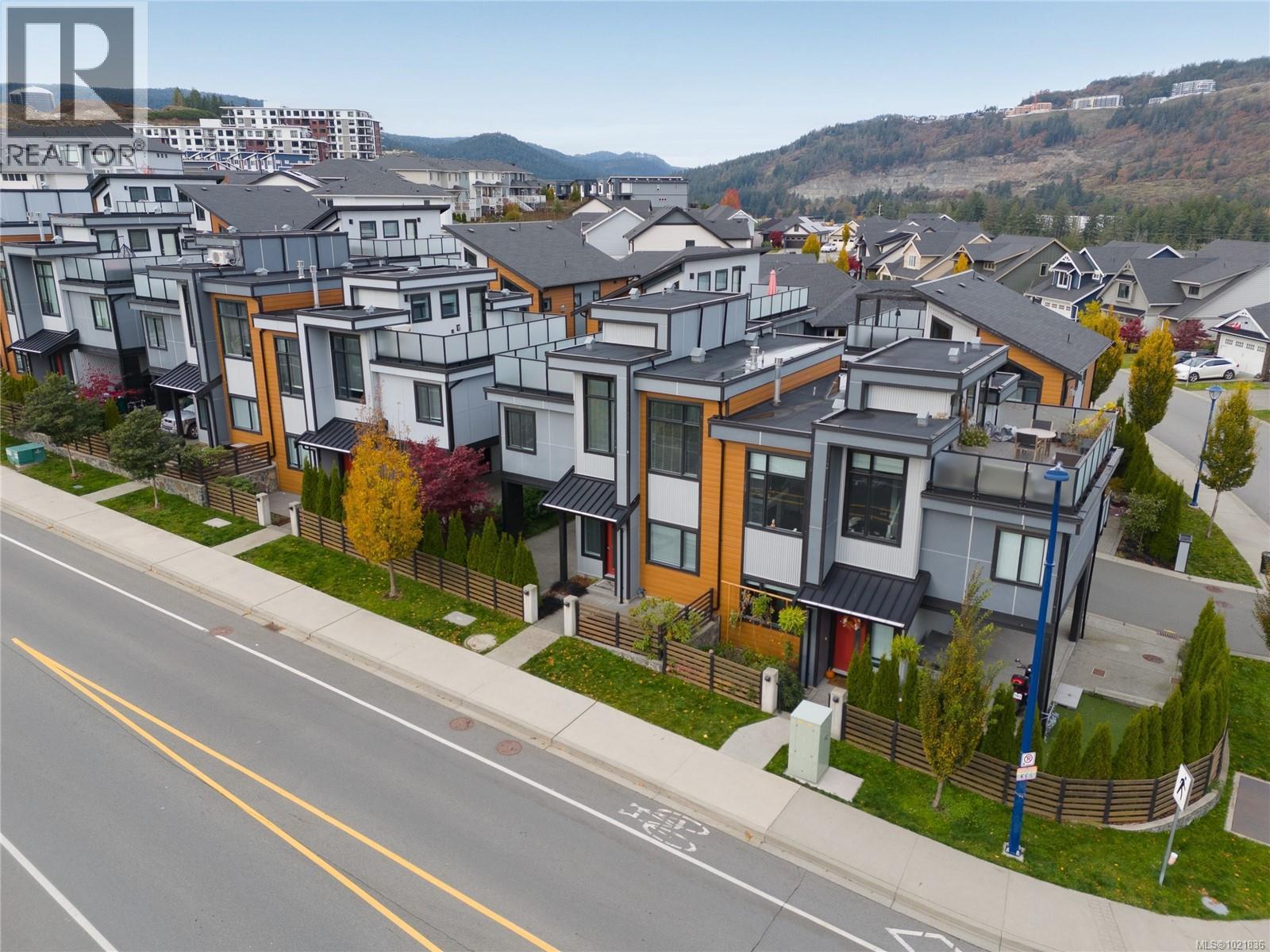 113 1201 Nova Crt, Langford, BC - Outdoor