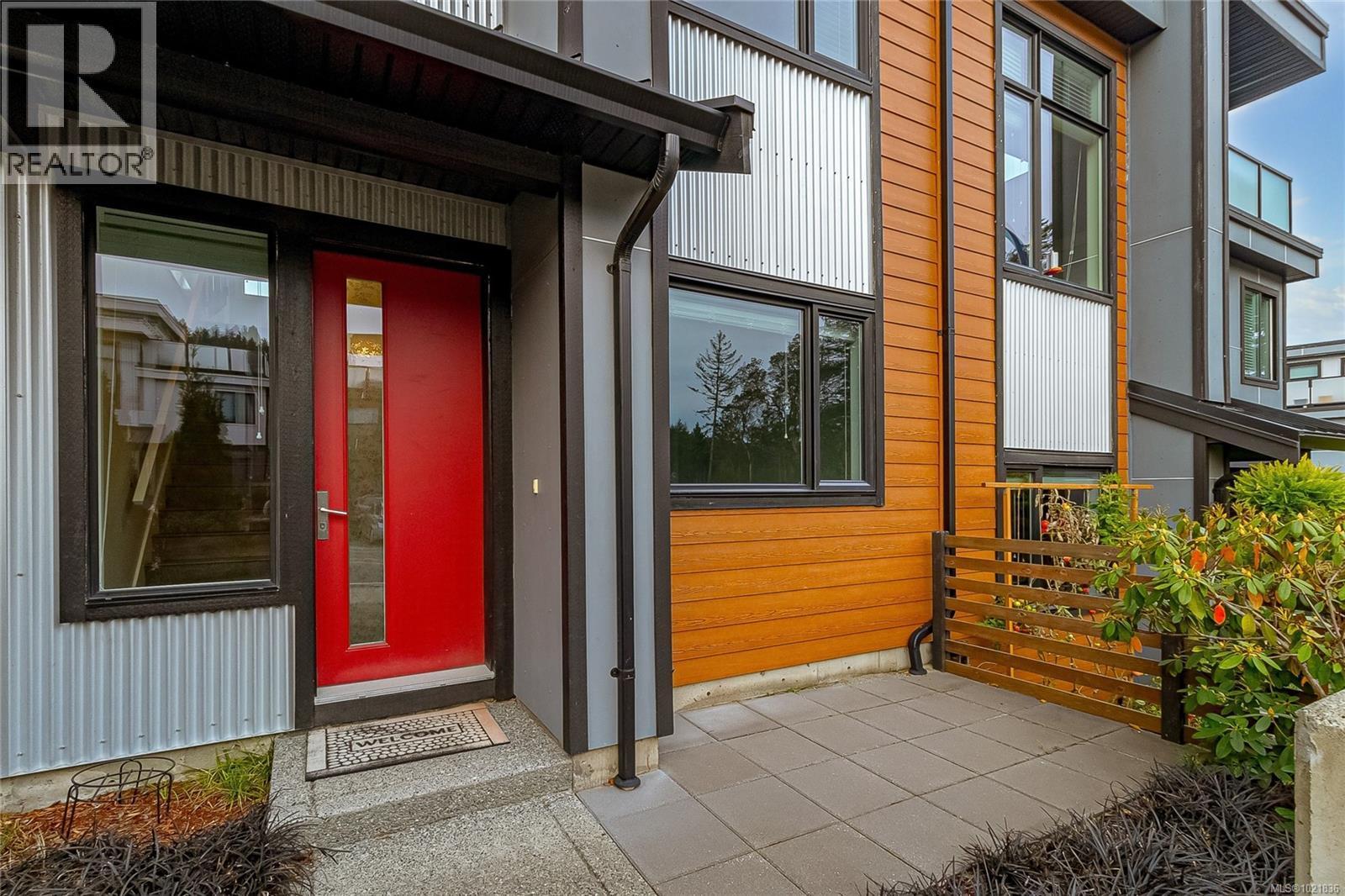 113 1201 Nova Crt, Langford, BC - Outdoor With Exterior