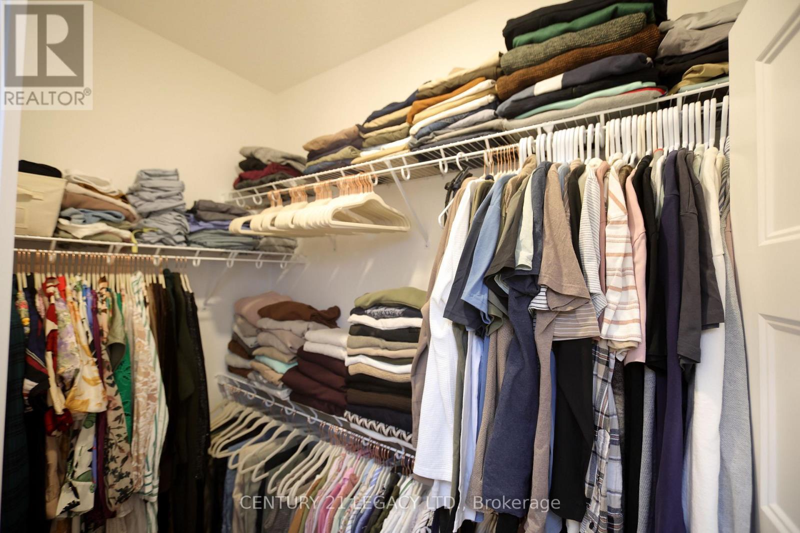 675 Winchester Avenue S, North Perth, ON - Indoor With Storage