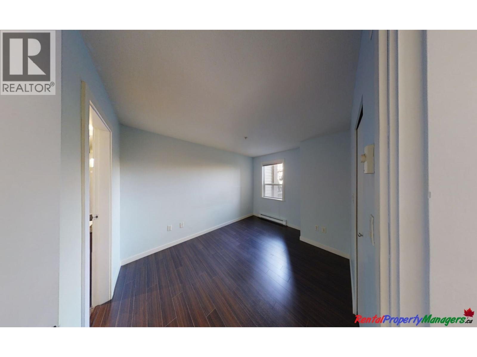 107 5885 Irmin Street, Burnaby, BC - Indoor Photo Showing Other Room