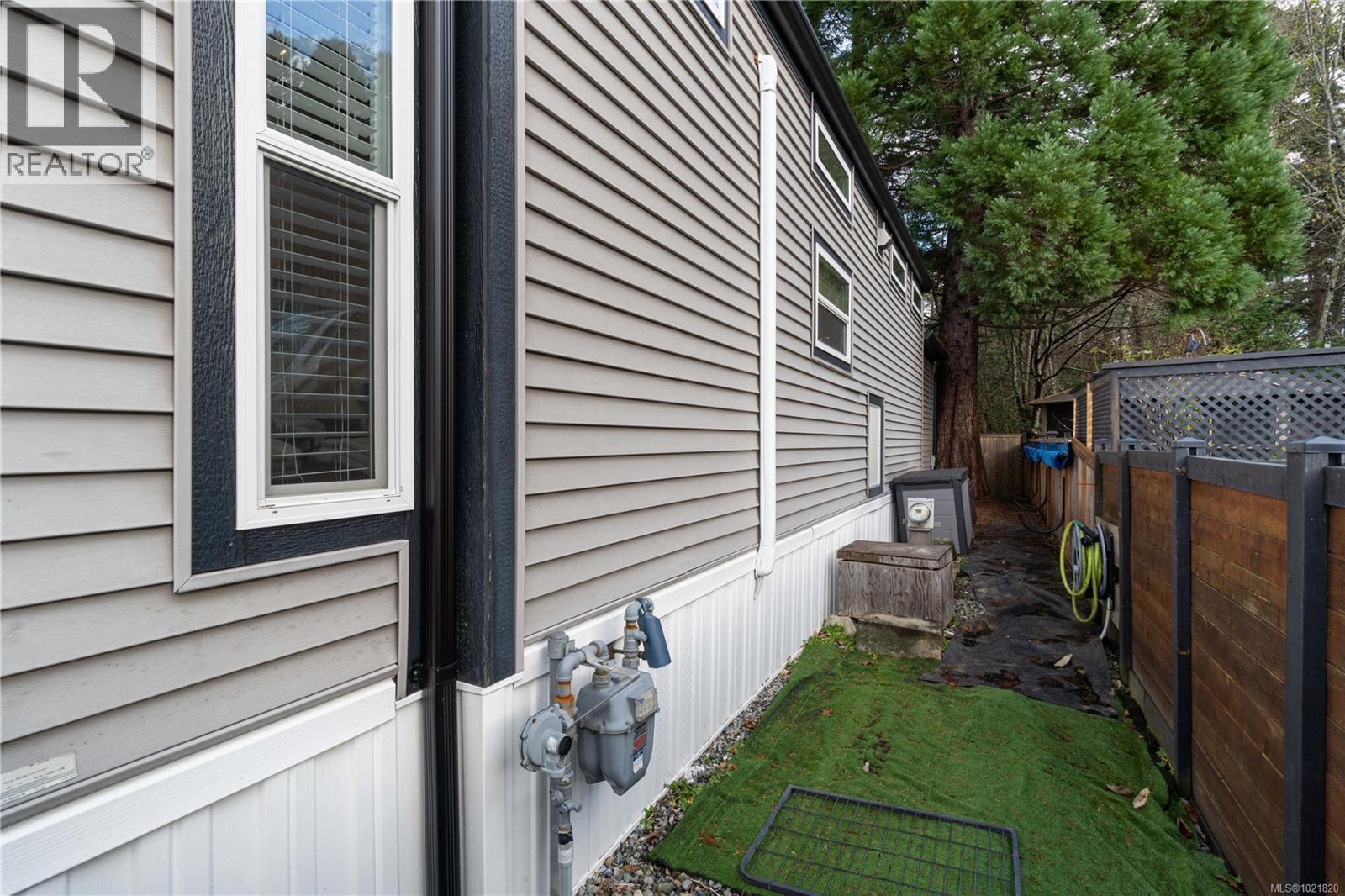 rear side of home - 3126 Elsie Lake Cir, Nanaimo, BC