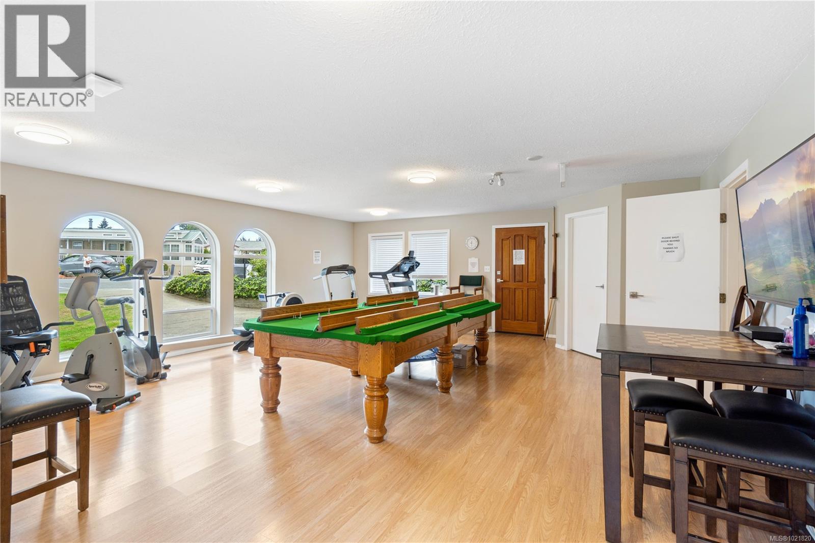 Resort On The Lake Clubhouse - 3126 Elsie Lake Cir, Nanaimo, BC