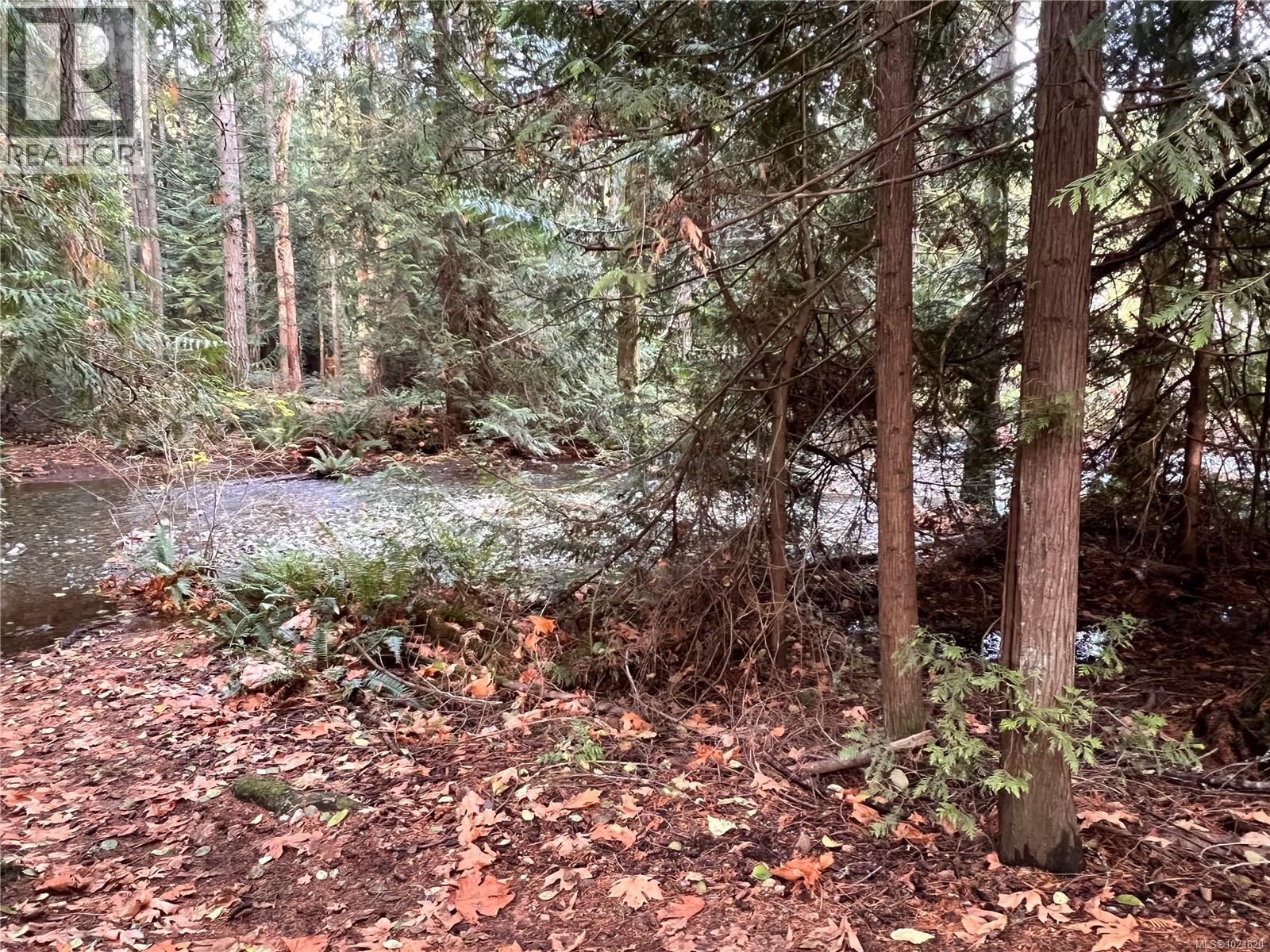 Westwood Lake Trail - 3126 Elsie Lake Cir, Nanaimo, BC