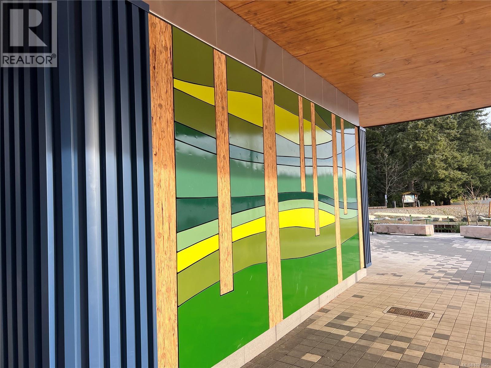 Westwood Lake Facilities - 3126 Elsie Lake Cir, Nanaimo, BC