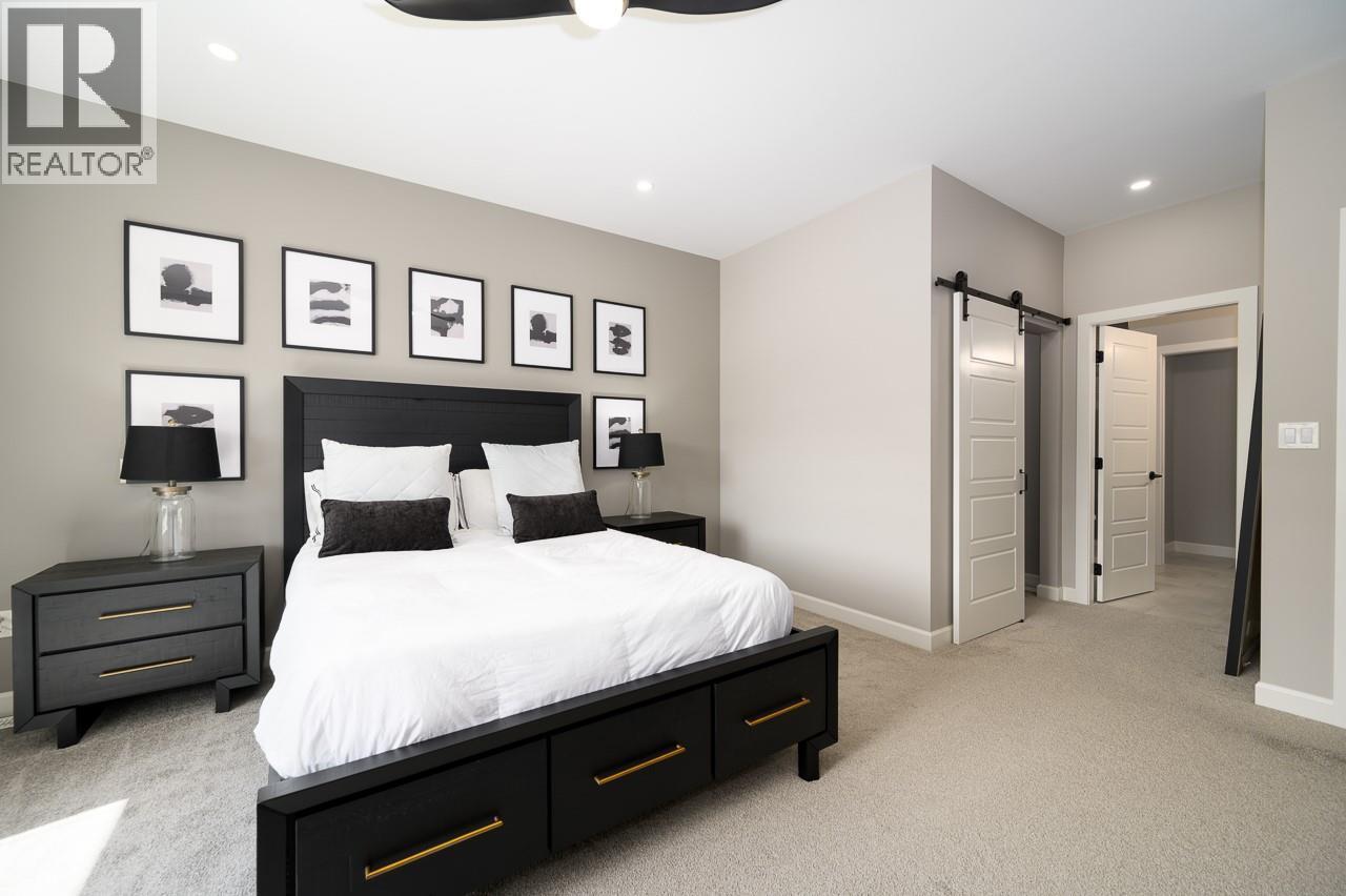 260 Rue Cheval Noir Unit# 1, Kamloops, BC - Indoor Photo Showing Bedroom